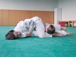 [Foto:
Judo-Armhebel:
Mune Gyaku Ude Gatame
]