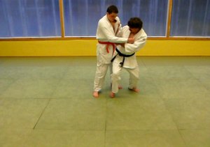 [Foto: Tai Otoshi 2]