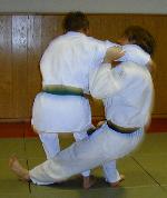 [Foto:
Judo-Wurf:
Tani Otoshi
]