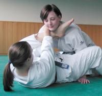 [Foto:
Judo-Würgegriff:
Kagato Jime
]